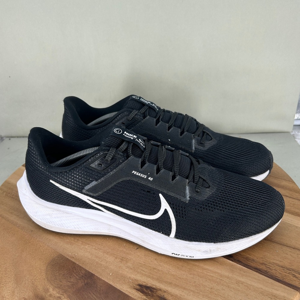 Nike Air Zoom Pegasus 40 Mens Running Shoes Black White DV3853-001 Size 13